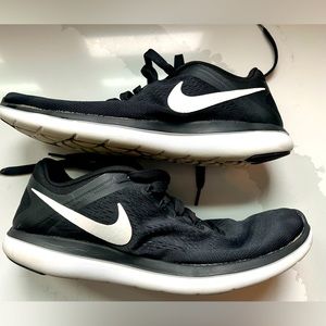Nike men’s flex 2016 run shoes 10.5